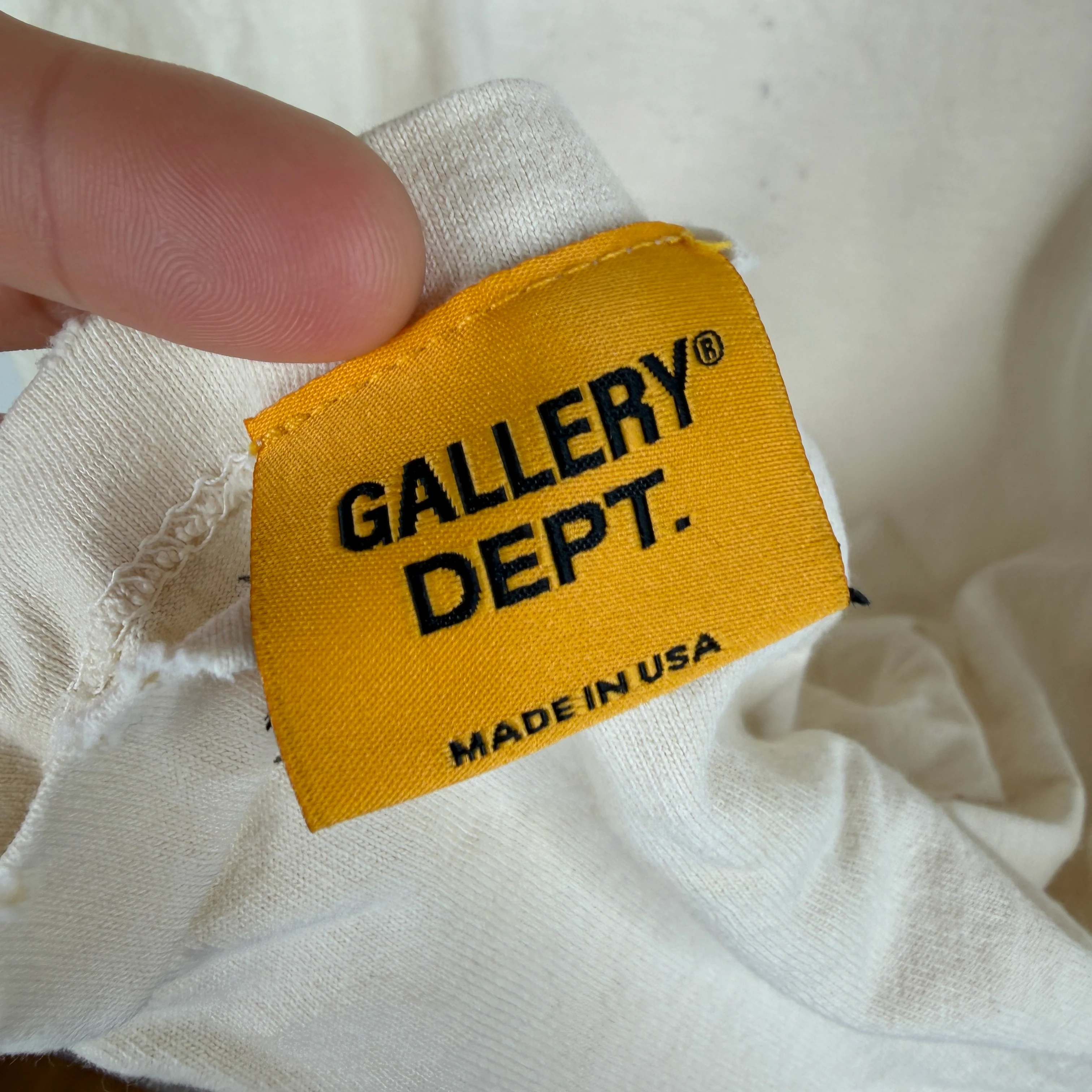 Gallery Dept Cream Property Logo Pocket T-Shirt - Image 4