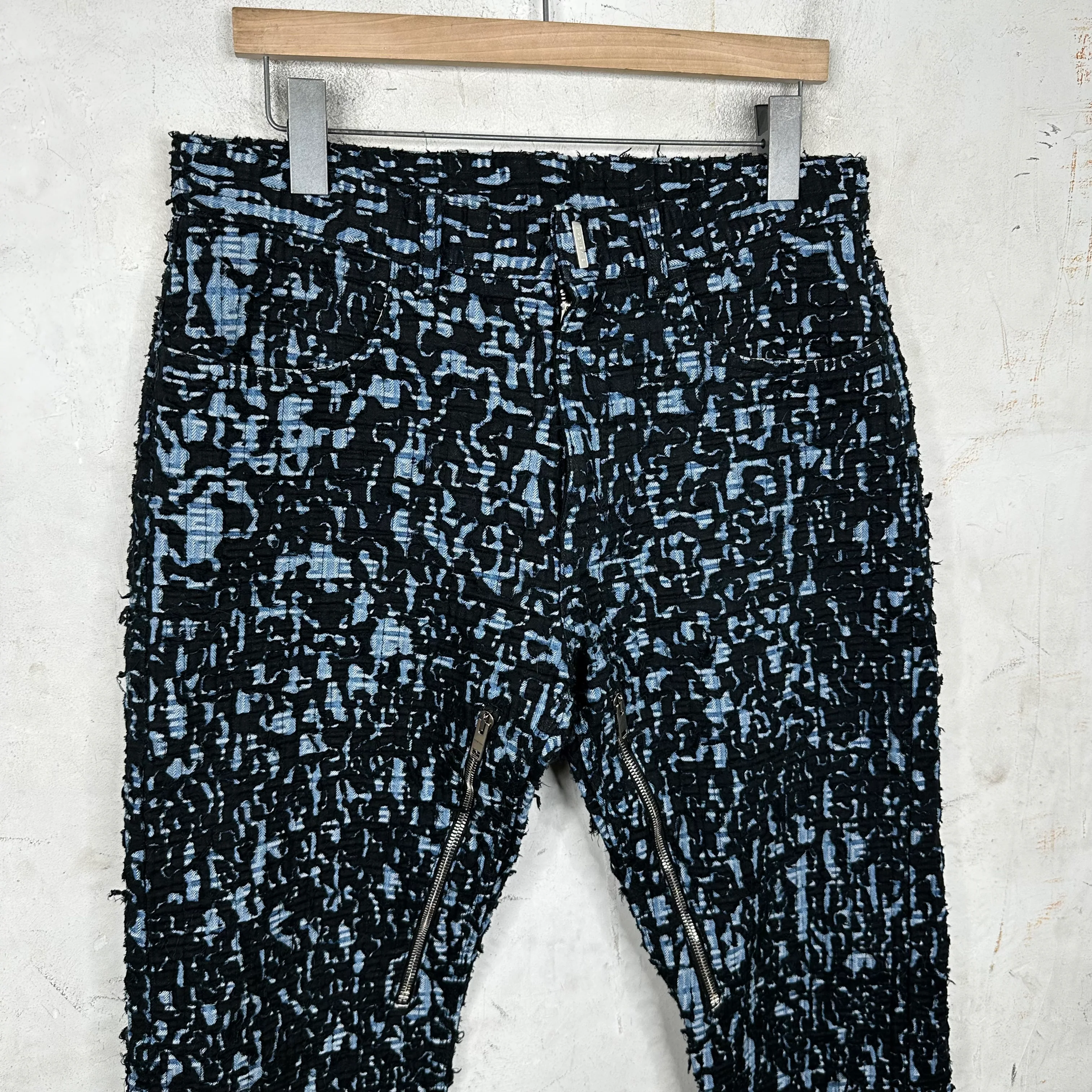Givenchy Jacquard Shredded Jeans - Image 3