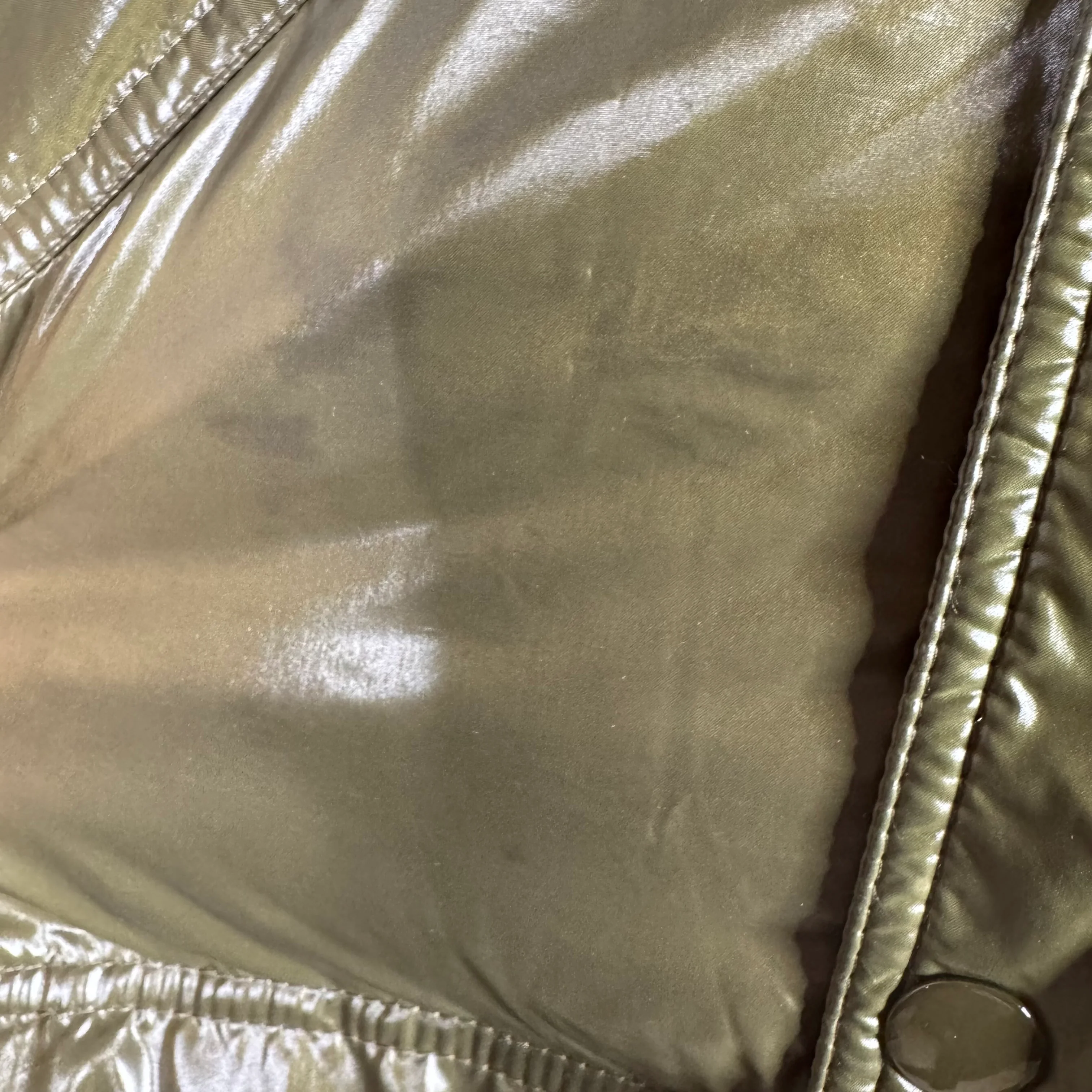 Gucci Army Green Puffer Jacket - Image 13