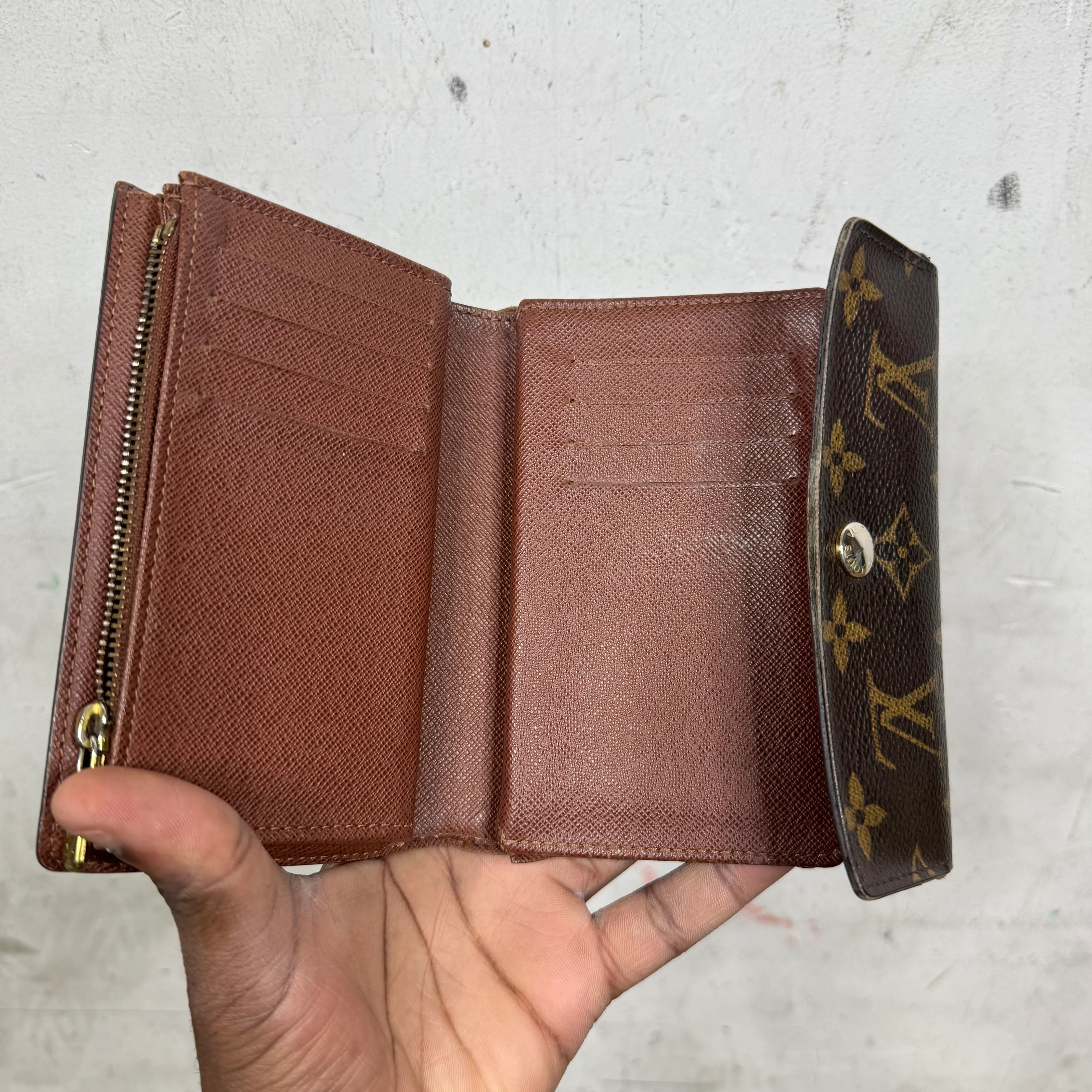 Louis Vuitton Monogram Alexandra Trifold Wallet - Image 4