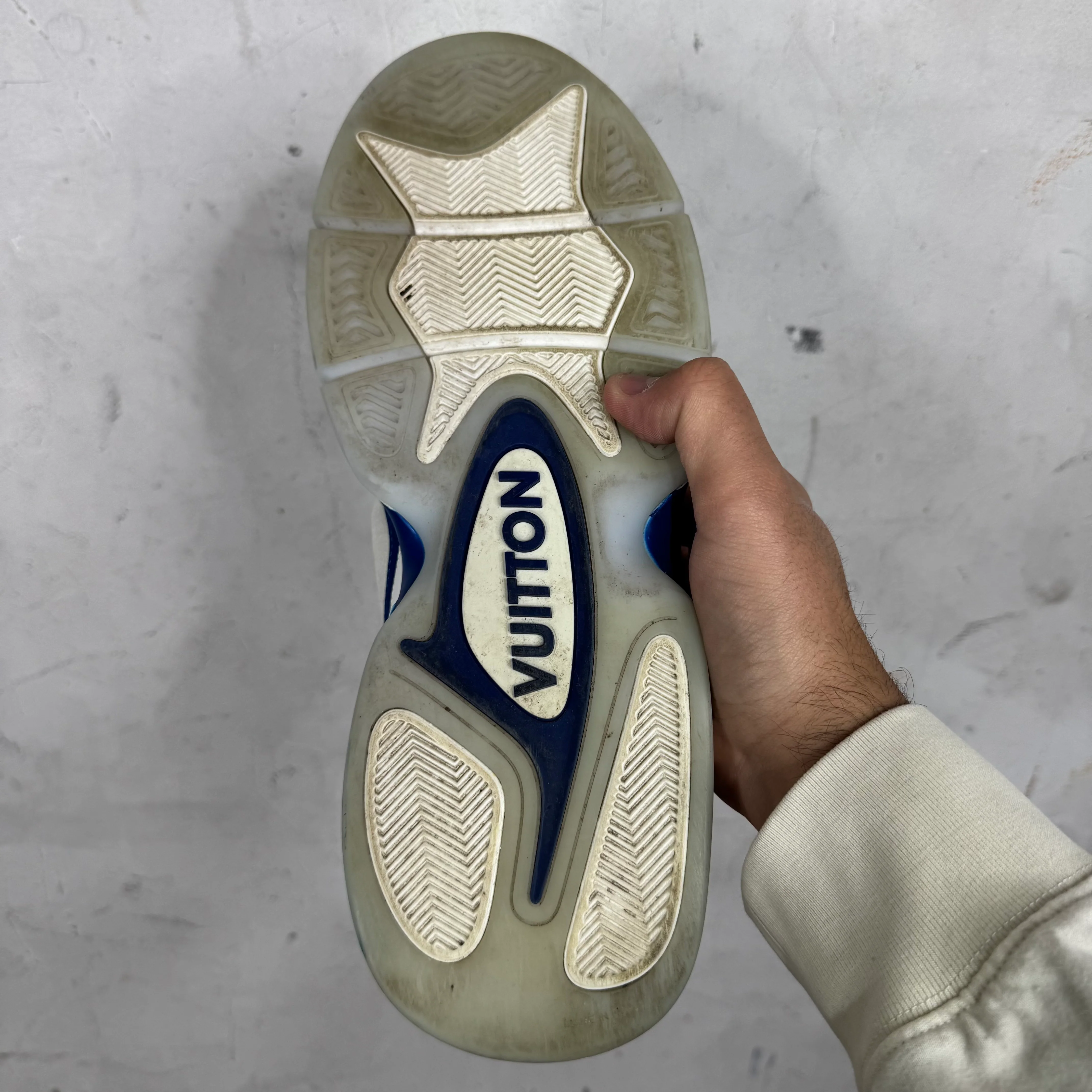 Louis Vuitton White/Blue Trainer 2's - Image 12