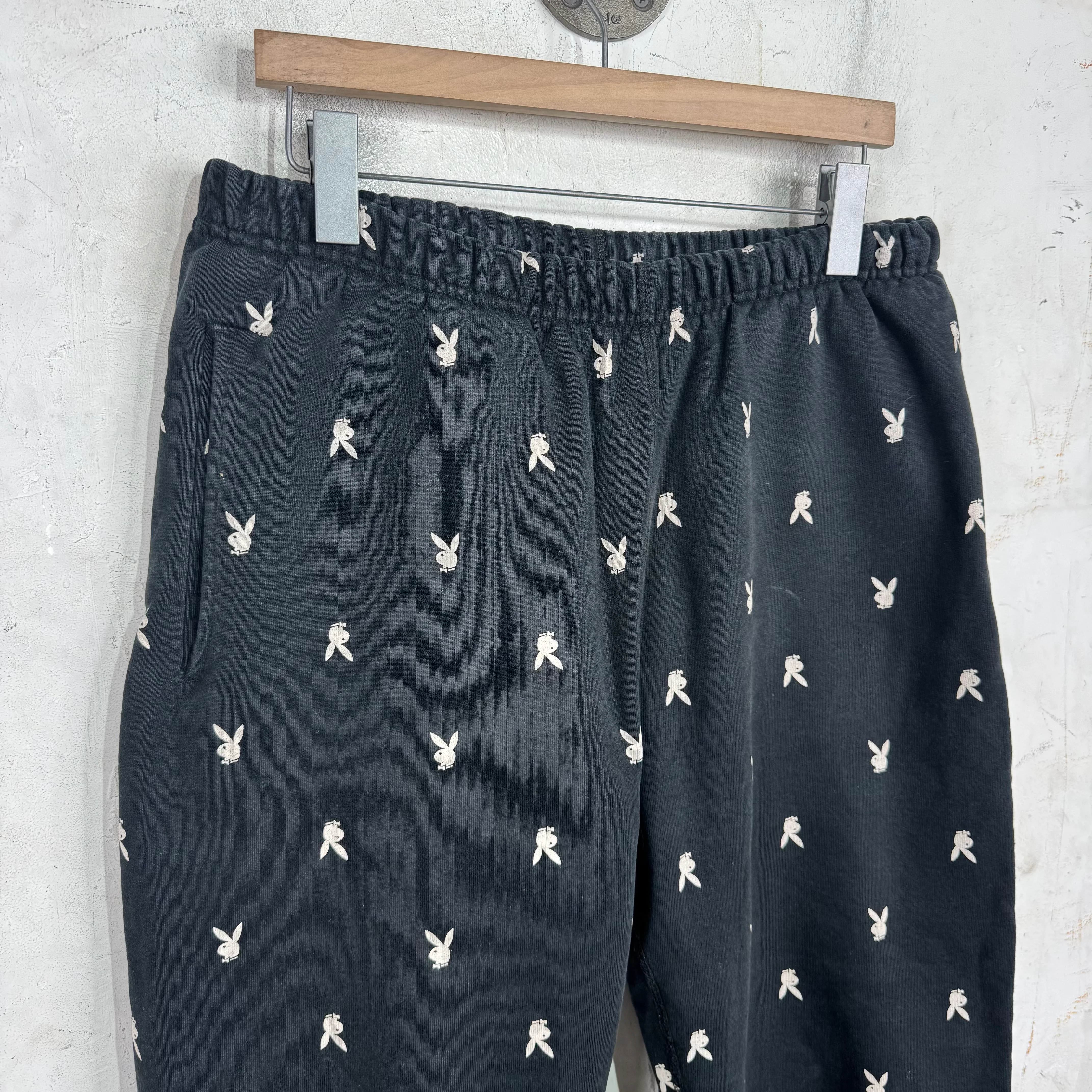 Supreme x Playboy Sweatpants Black - Image 6