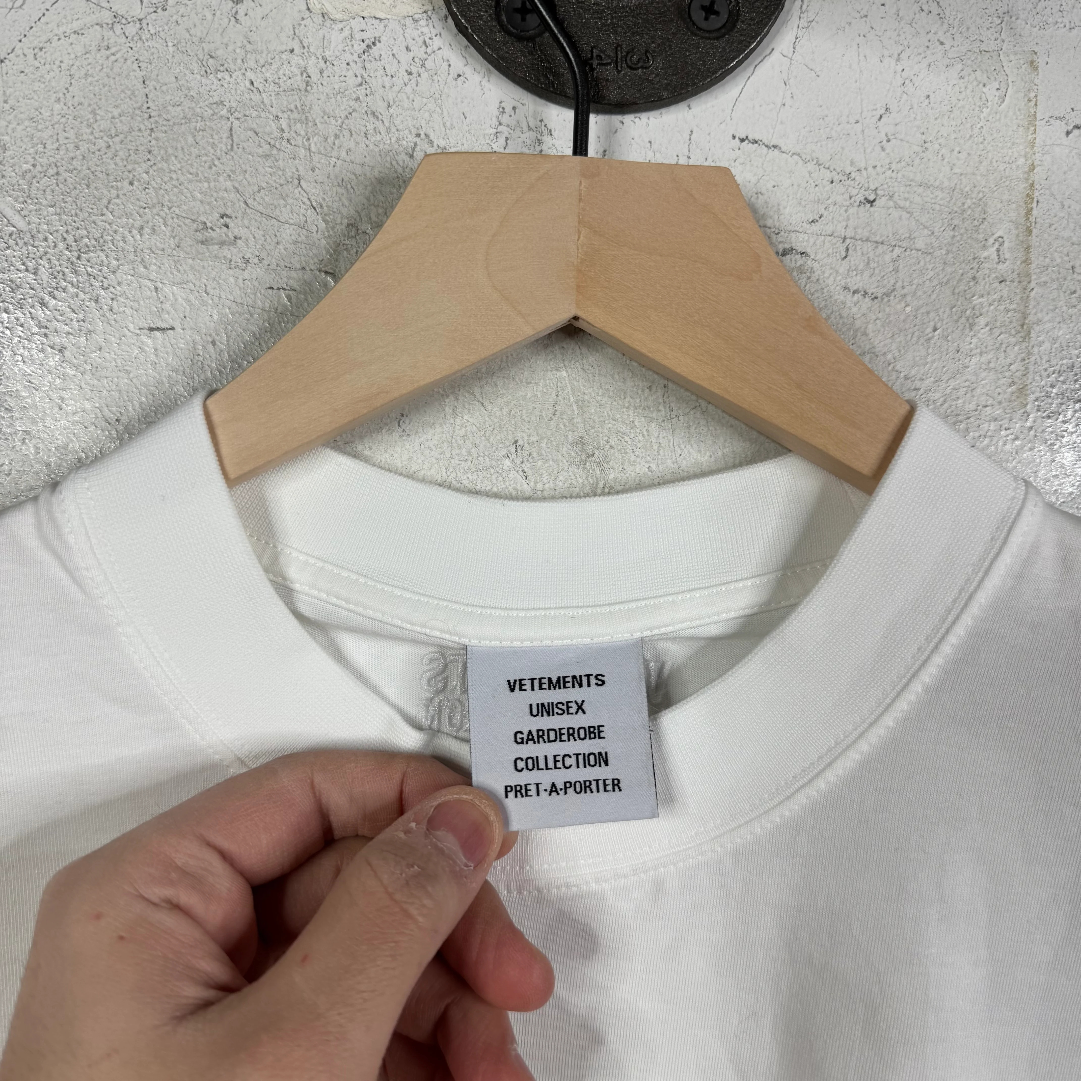 Vetements Complexcon Vegas Biohazard Printed T-Shirt - Image 5