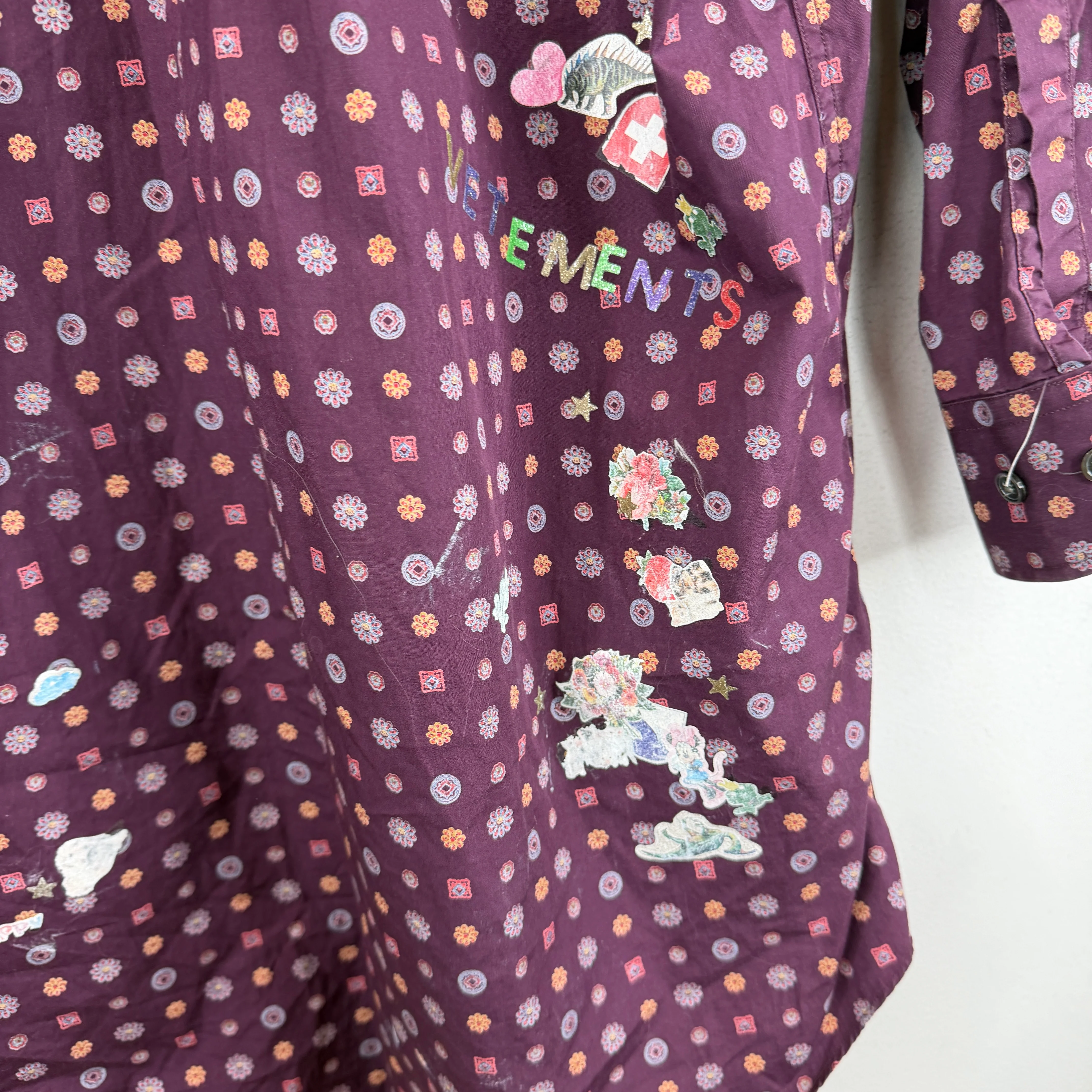 VETEMENTS Stickers Button Up LS Shirt - Image 18